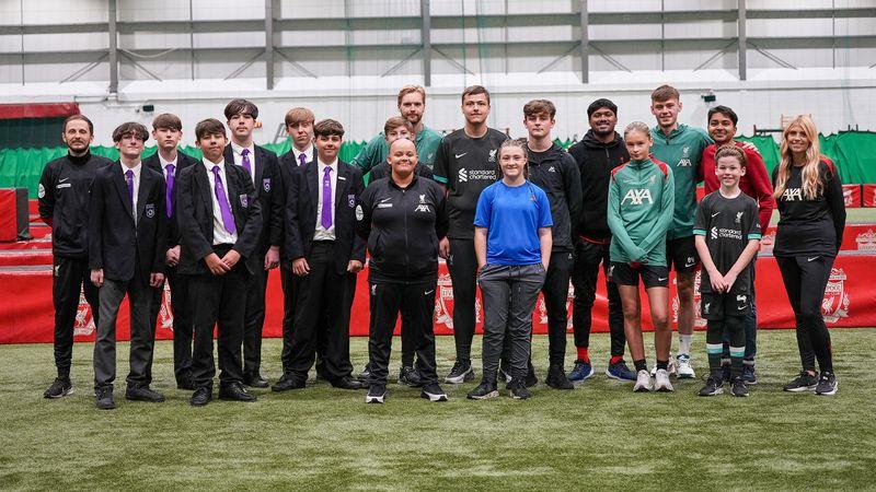 Bradley and Kelleher visit community session funded by Steve Morgan Foundation