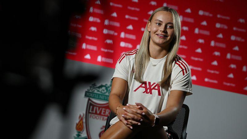 Zara Shaw signs first professional contract with LFC Women