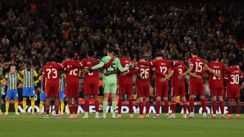 Anfield pays tribute to Matt Beard